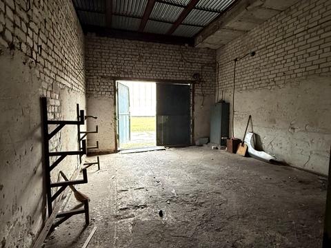 комерційна за адресою Петра Калнишевського просп. (Косіора), 27К