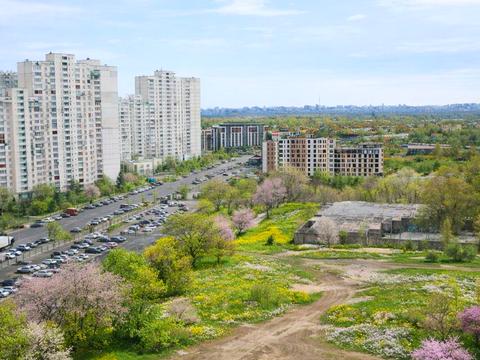 квартира за адресою Милославська вул., 18