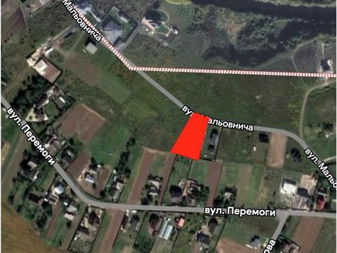 ділянка за адресою вул Мальовнича