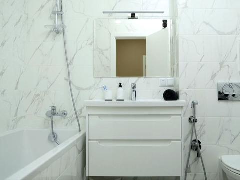 квартира за адресою Панаса Мирного вул., (Будинок 1)