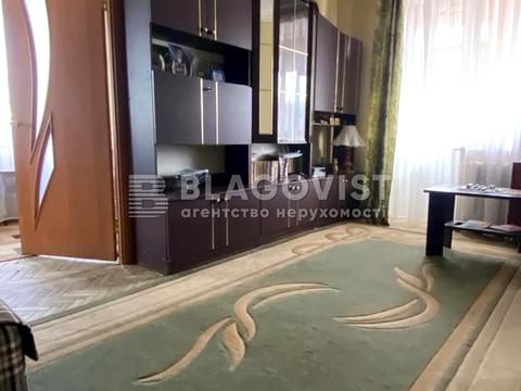 квартира за адресою Катерини Білокур вул., 1