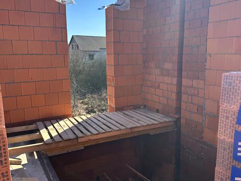 будинок за адресою Бартока, 8