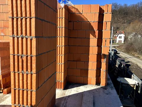 будинок за адресою Бартока, 8