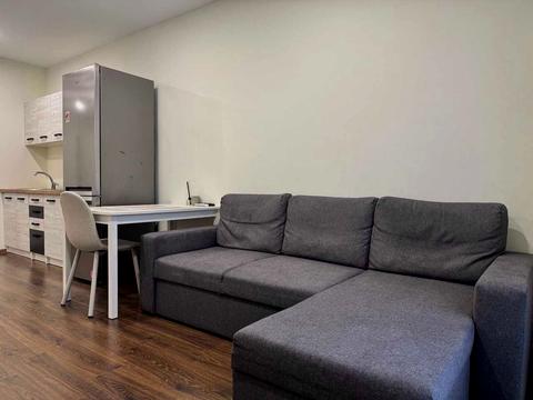 квартира за адресою Дніпровська набережна вул., 18-А