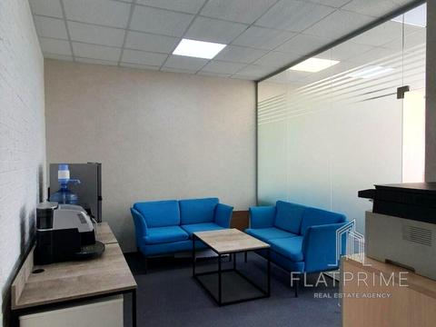 комерційна за адресою Євгена Коновальця вул. (Щорса), 36-Б