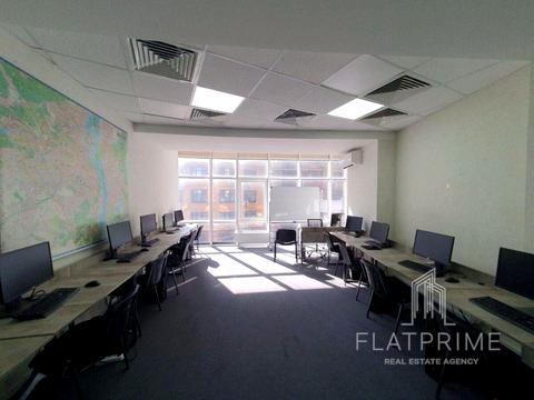 комерційна за адресою Євгена Коновальця вул. (Щорса), 36-Б