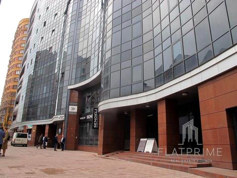 комерційна за адресою Євгена Коновальця вул. (Щорса), 36-Б