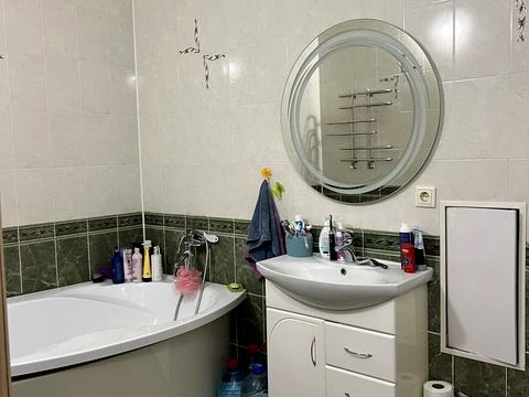 квартира за адресою Будівельників вул., 2