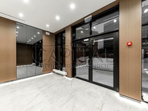 комерційна за адресою Василя Тютюнника вул. (Анрі Барбюса), 39