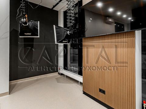 комерційна за адресою Василя Тютюнника вул. (Анрі Барбюса), 39