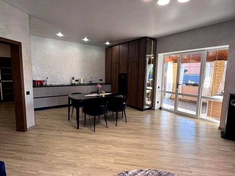 будинок за адресою Саєнка