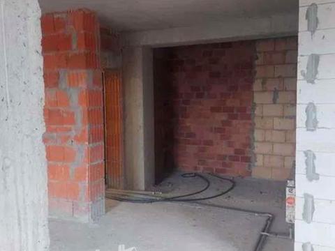 квартира по адресу Героїв Крут ул., 4