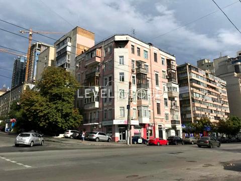 коммерческая по адресу Антоновича ул. (Горького), 93