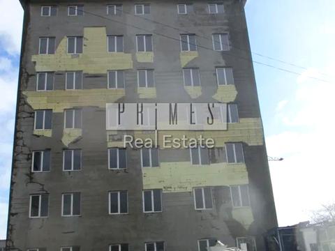 комерційна за адресою Металургів вул., 51