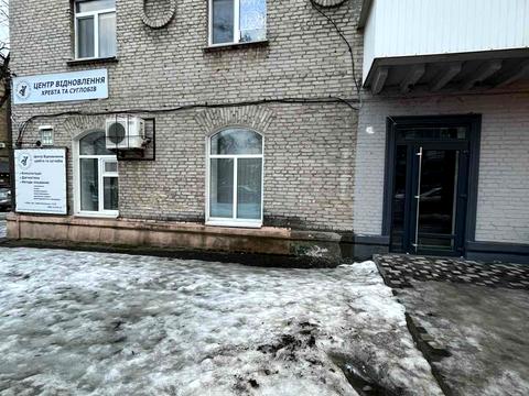 комерційна за адресою Севастопольська вул., 12/22