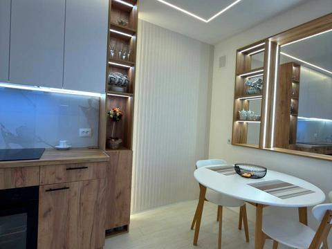 квартира за адресою Володимира Івасюка вул., 1