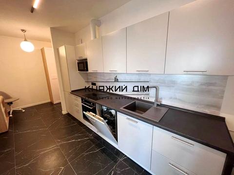 квартира за адресою Зарічна вул., 6