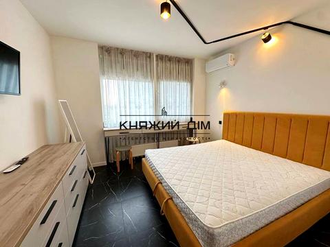 квартира за адресою Зарічна вул., 6