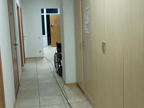 комерційна за адресою Почайнинська вул., 25/49