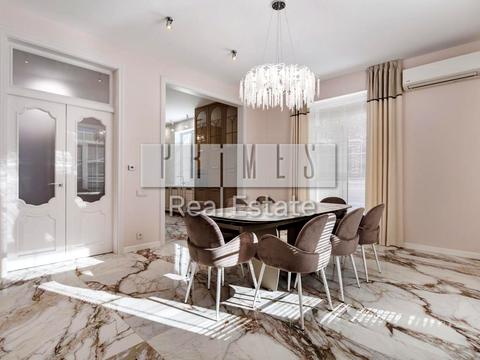 дом по адресу Павла Загребельного ул. (Миколи Раєвського)