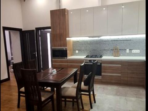 квартира по адресу Крушельницкой ул., 1