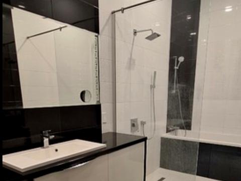 квартира по адресу Крушельницкой ул., 1