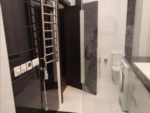 квартира по адресу Крушельницкой ул., 1