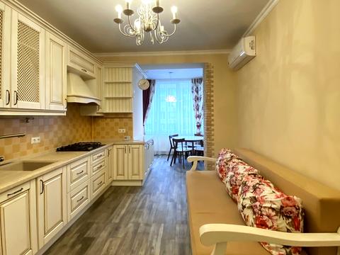 квартира по адресу Андрія Малишка ул. (Льва Толстого), 94