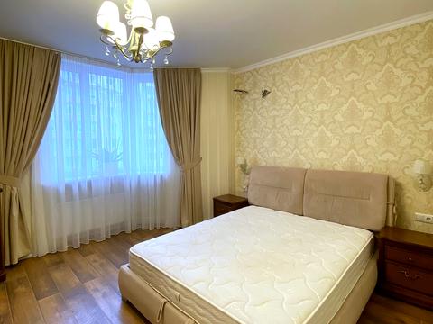 квартира по адресу Андрія Малишка ул. (Льва Толстого), 94