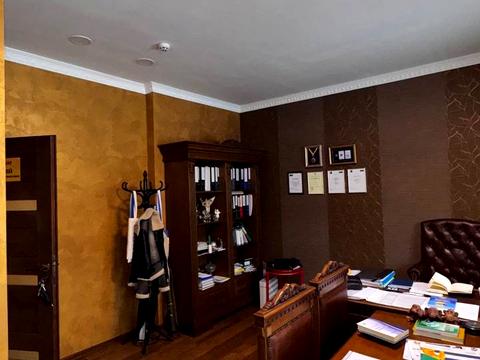 комерційна за адресою Глинянський Тракт вул., 161в