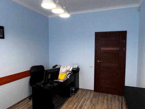 комерційна за адресою Глинянський Тракт вул., 161в