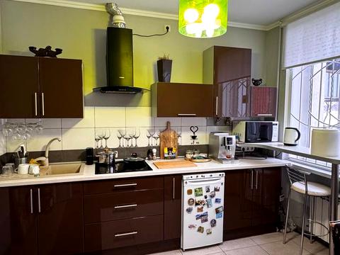 комерційна за адресою Глинянський Тракт вул., 161в