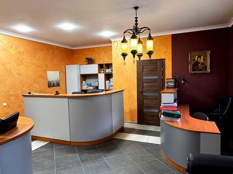 комерційна за адресою Глинянський Тракт вул., 161в