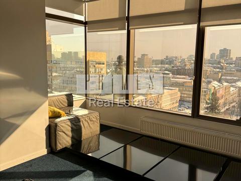 комерційна за адресою Богдана Хмельницького вул., 9