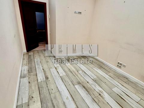 комерційна за адресою Богдана Хмельницького вул., 9