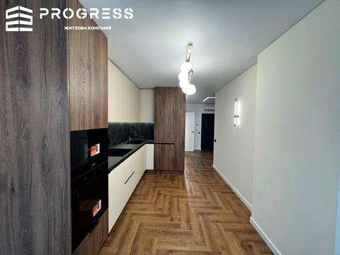 квартира за адресою Романа Левицького вул., 4