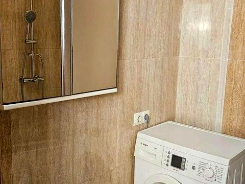 квартира за адресою Машинобудівна вул., 21