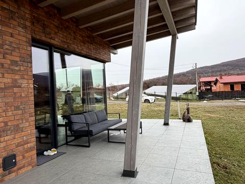 будинок за адресою с. Гута, Центральна