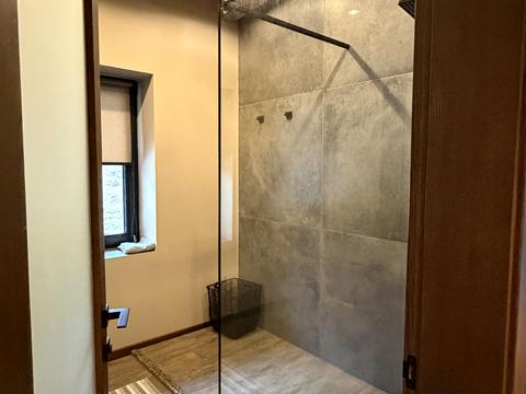 будинок за адресою с. Гута, Центральна