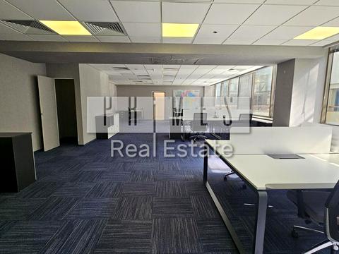 комерційна за адресою Богдана Хмельницького вул., 19-21