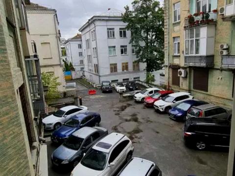 квартира за адресою Саксаганського вул., 68/21