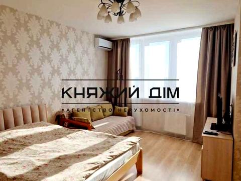 квартира за адресою Київ, Ревуцького вул., 7-В