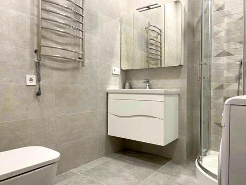 квартира по адресу Вице-адмирала Азарова ул. (Вице-адмирала Азарова), 8а