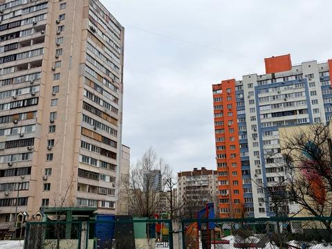 квартира за адресою Лариси Руденко вул., 10-В