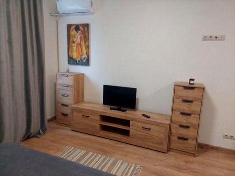 квартира за адресою Київ, Дмитра Луценка вул. (Крейсера "Аврора"), 6