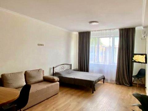 квартира за адресою Київ, Дмитра Луценка вул. (Крейсера "Аврора"), 6