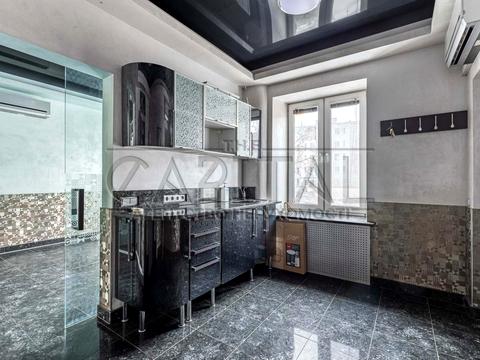 комерційна за адресою Івана Мазепи вул. (Січневого Повстання), 3