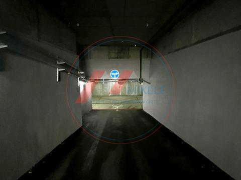 паркомісце за адресою Олени Пчілки вул., 5