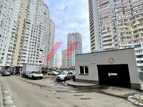 паркомісце за адресою Олени Пчілки вул., 5