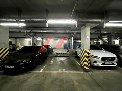 паркомісце за адресою Олени Пчілки вул., 5